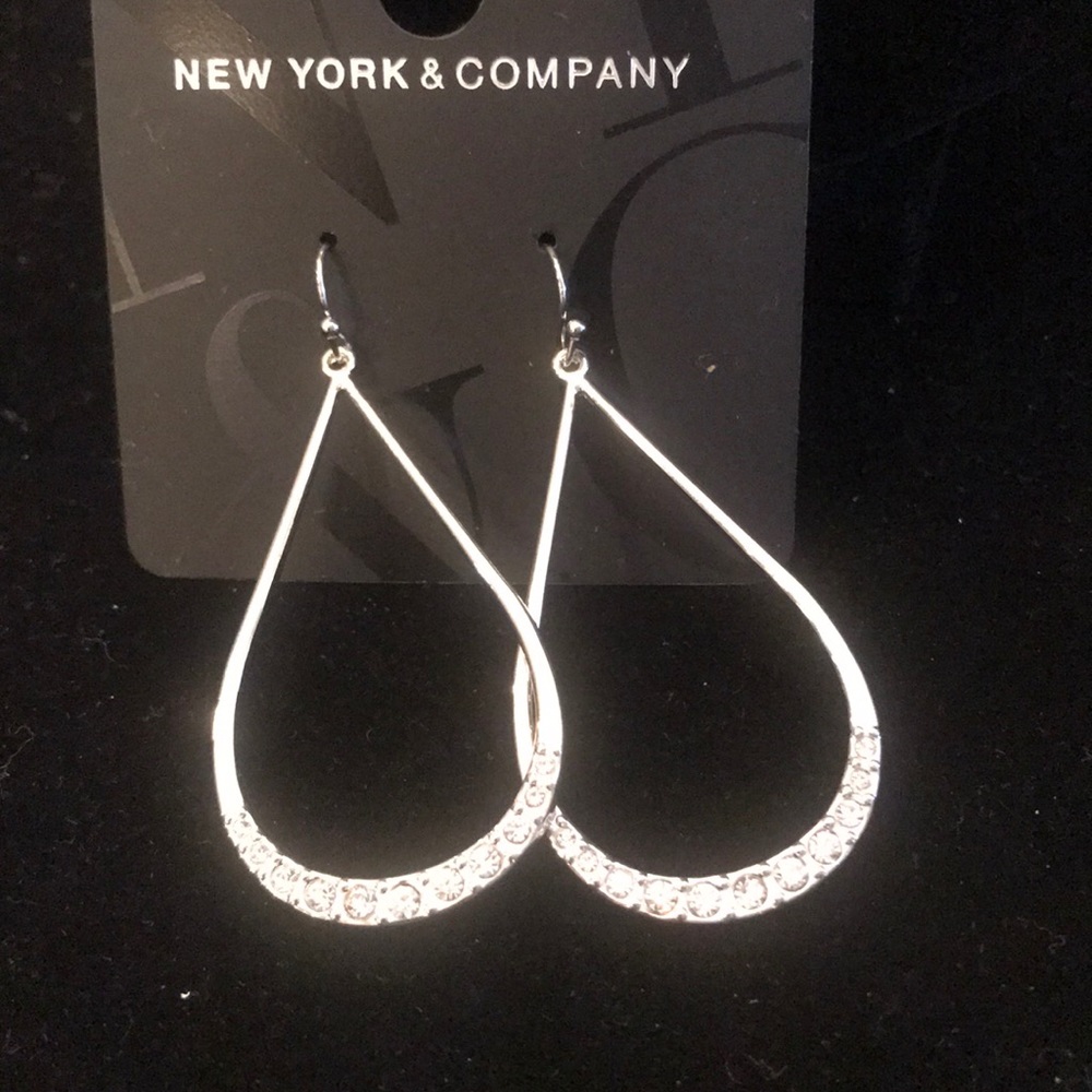 New York & Company, Earrings